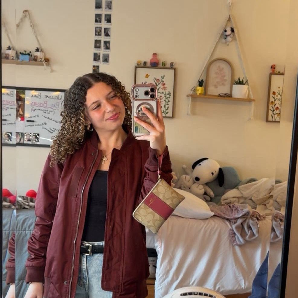 Ava